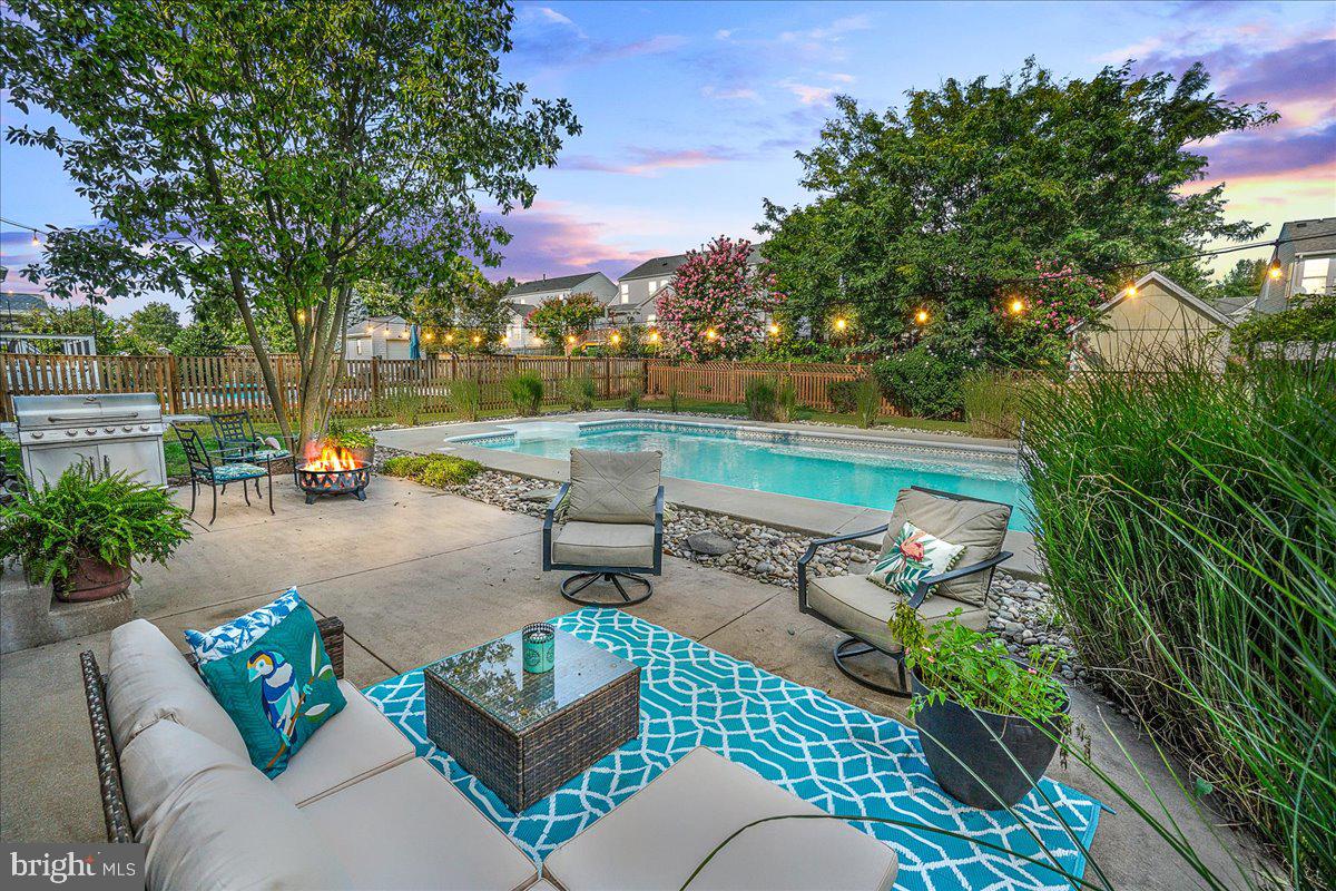 SUN MEADOW - Residential