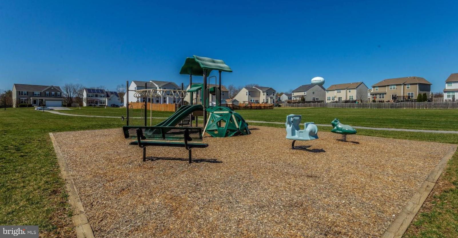 SUN MEADOW - Residential