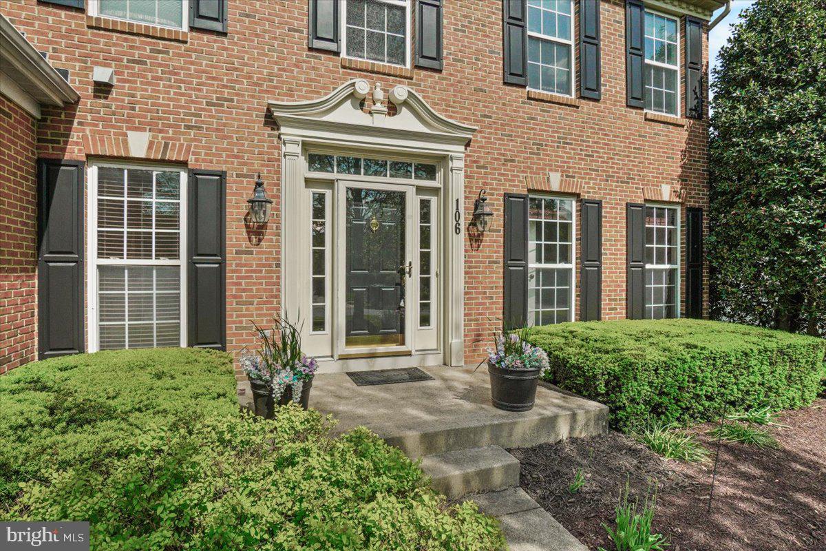 106 GREENWICH DRIVE
