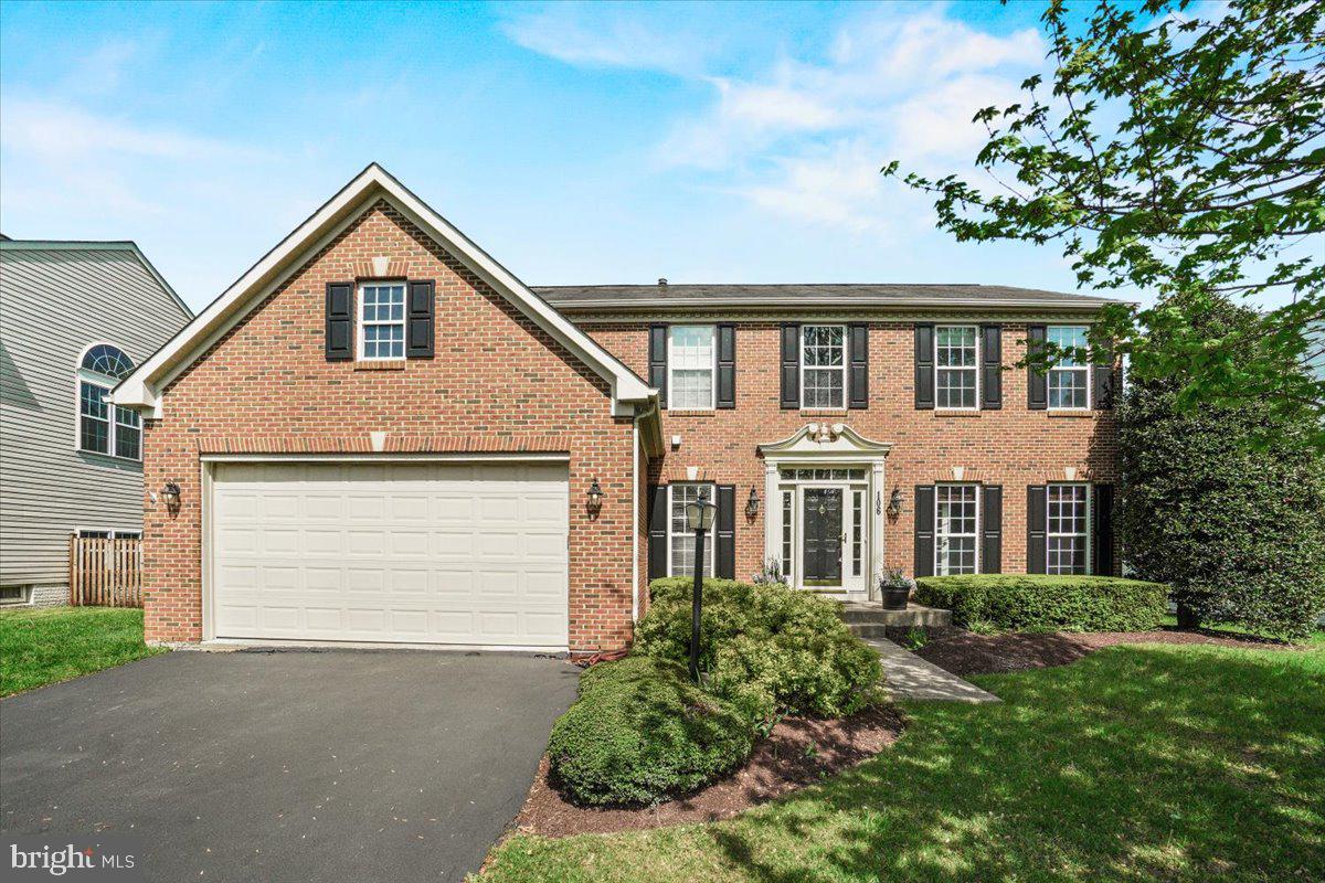 106 GREENWICH DRIVE