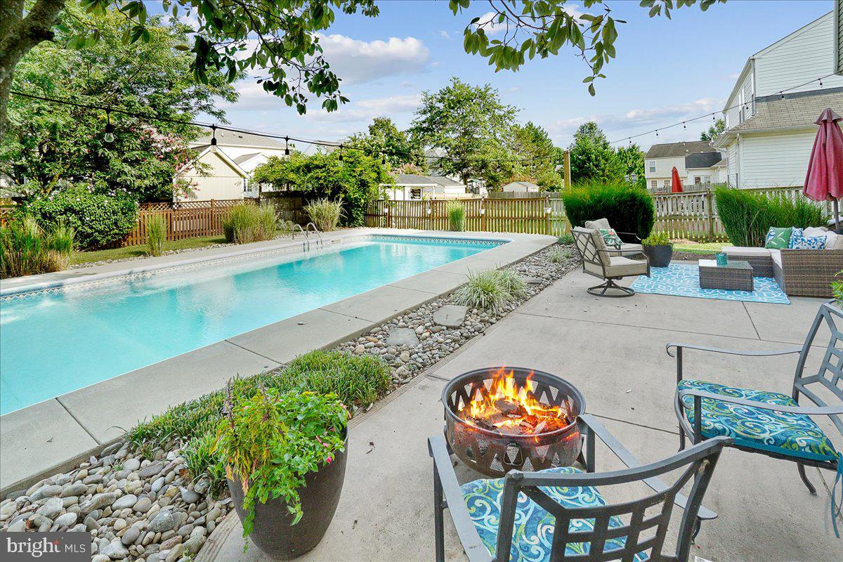 SUN MEADOW - Residential