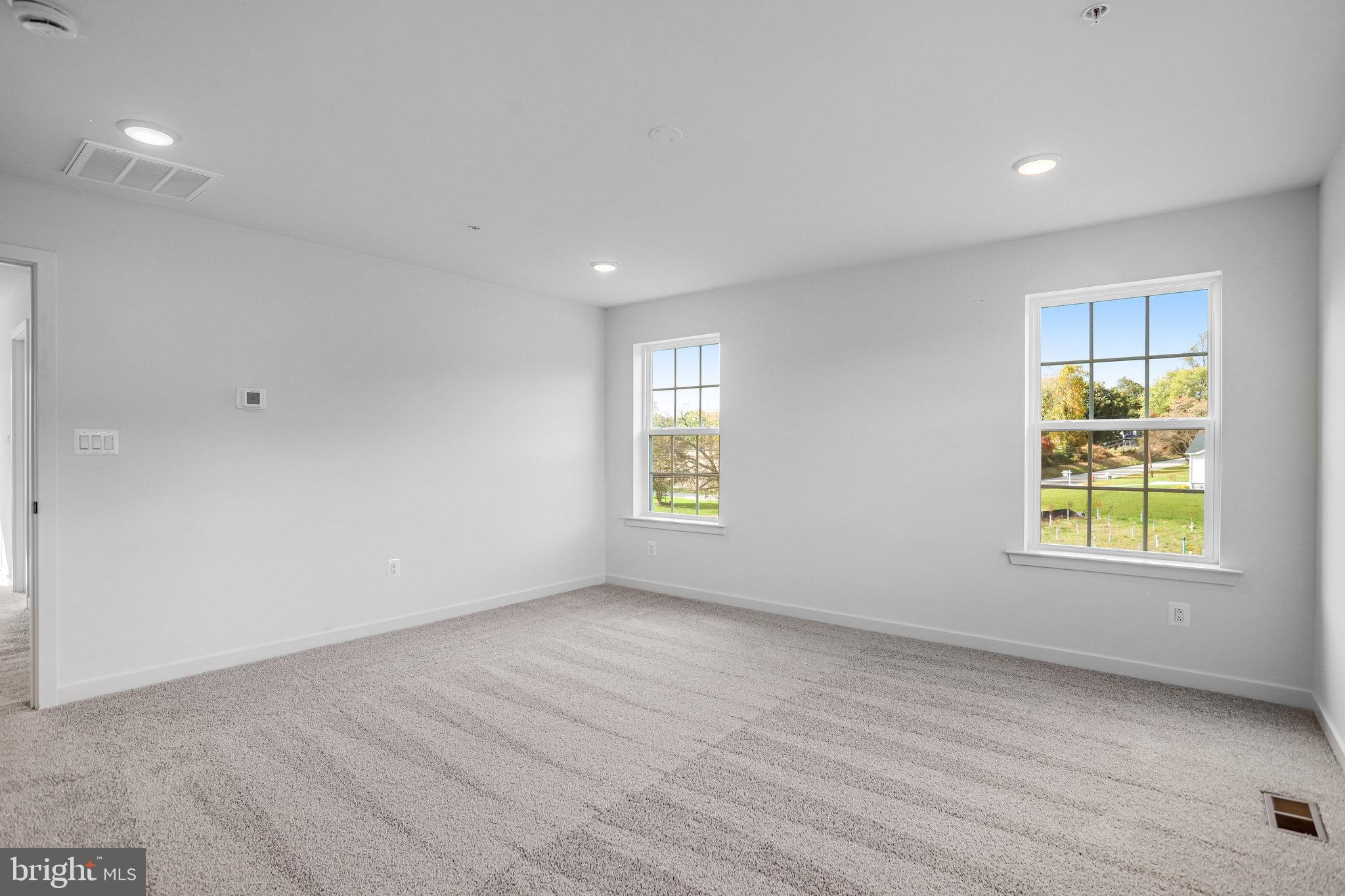 WORTHINGTON GROVE - Residential