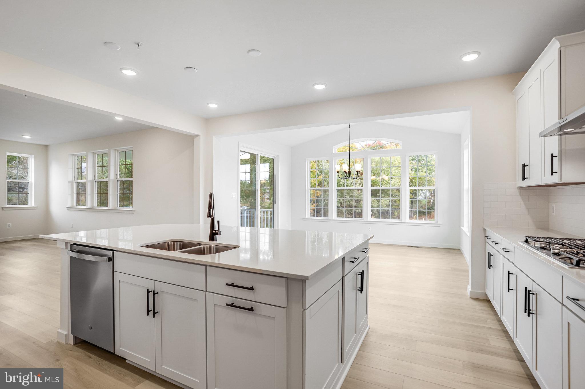 WORTHINGTON GROVE - Residential