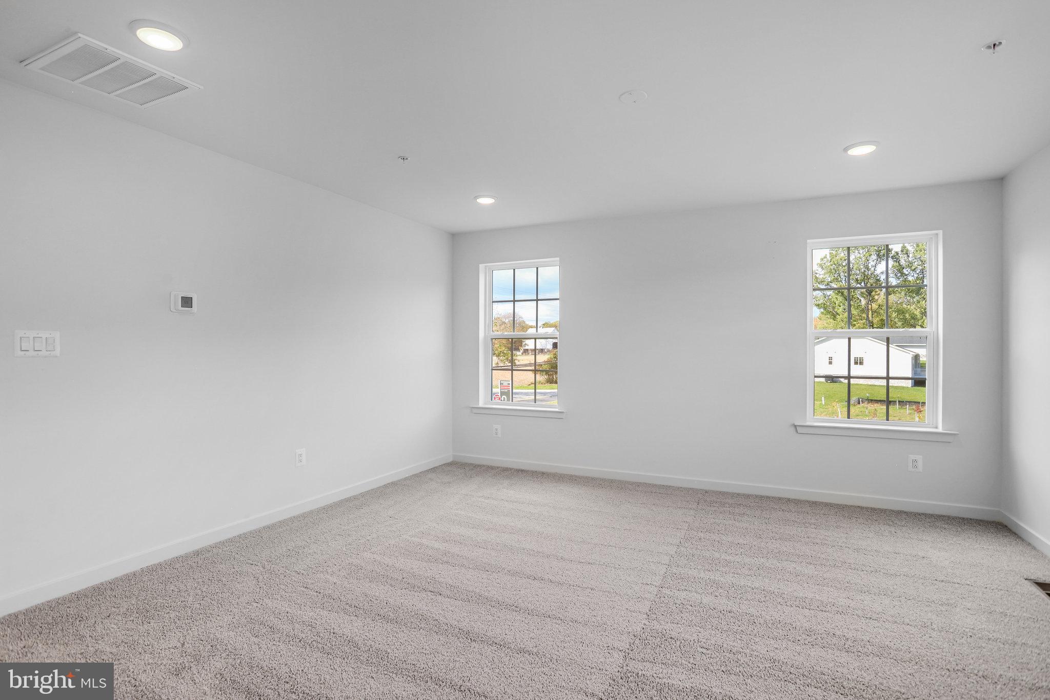 WORTHINGTON GROVE - Residential