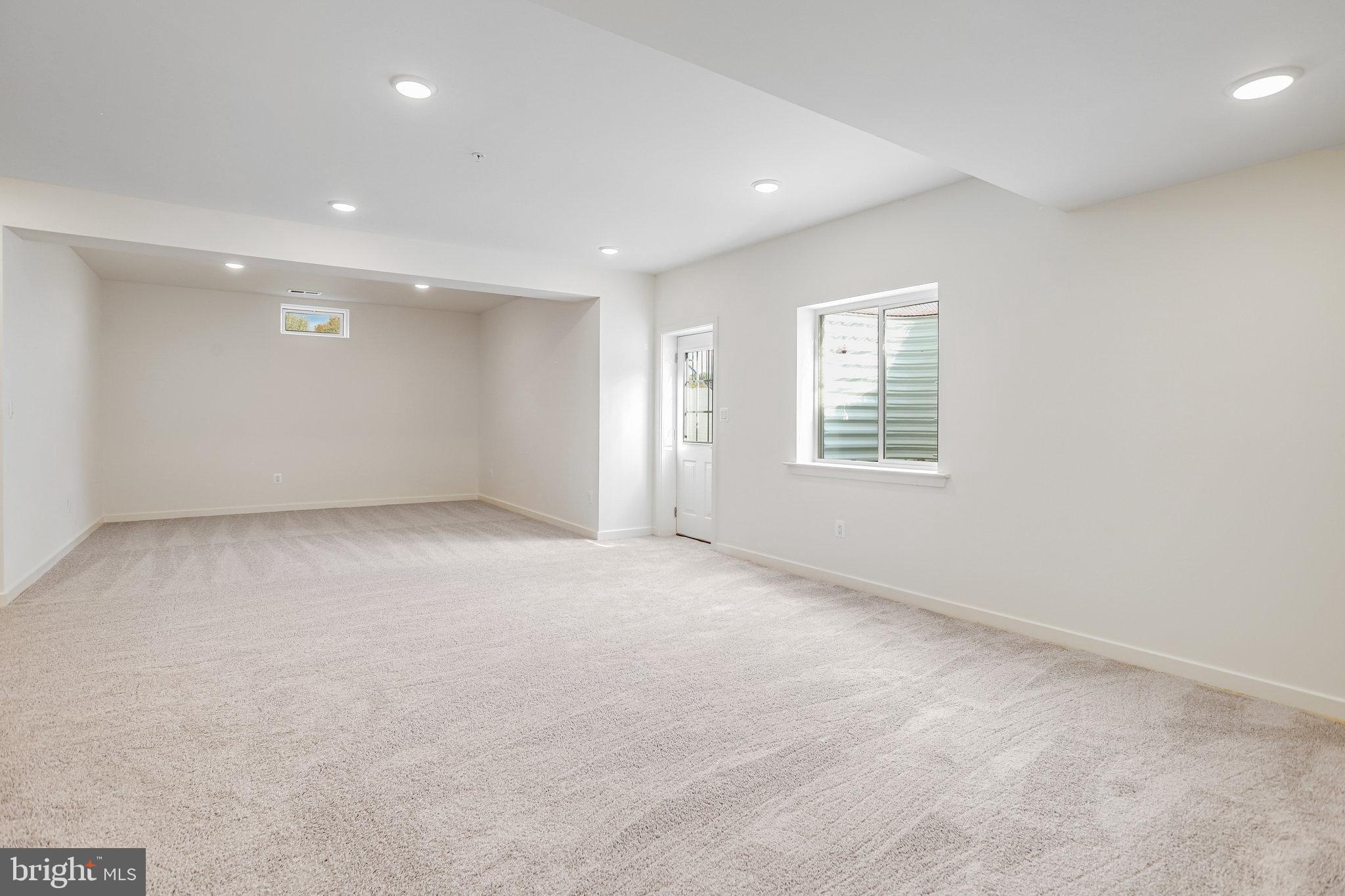 WORTHINGTON GROVE - Residential