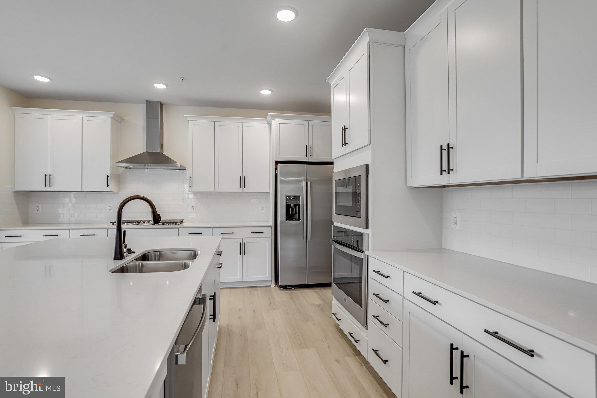 WORTHINGTON GROVE - Residential