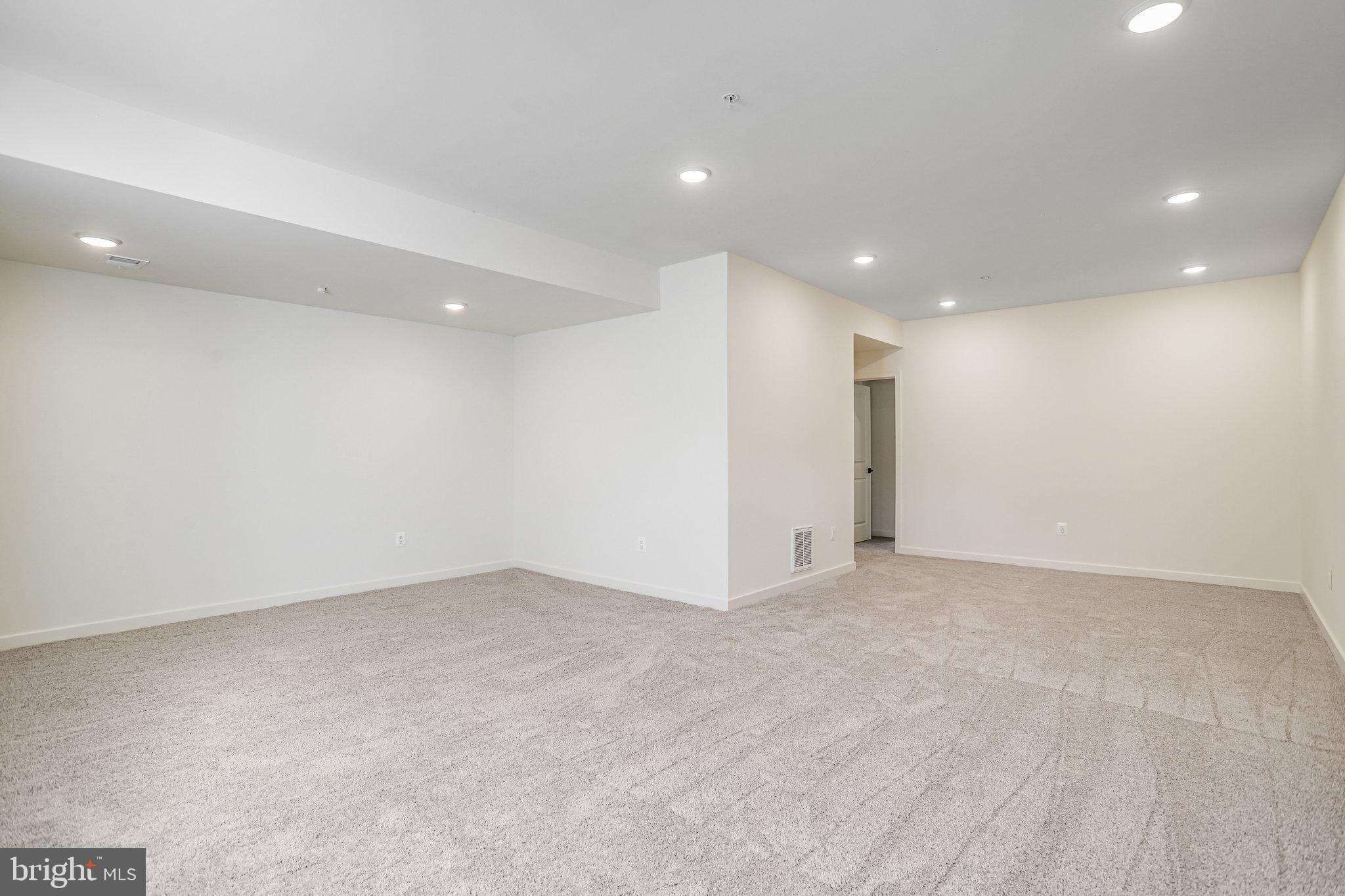 WORTHINGTON GROVE - Residential