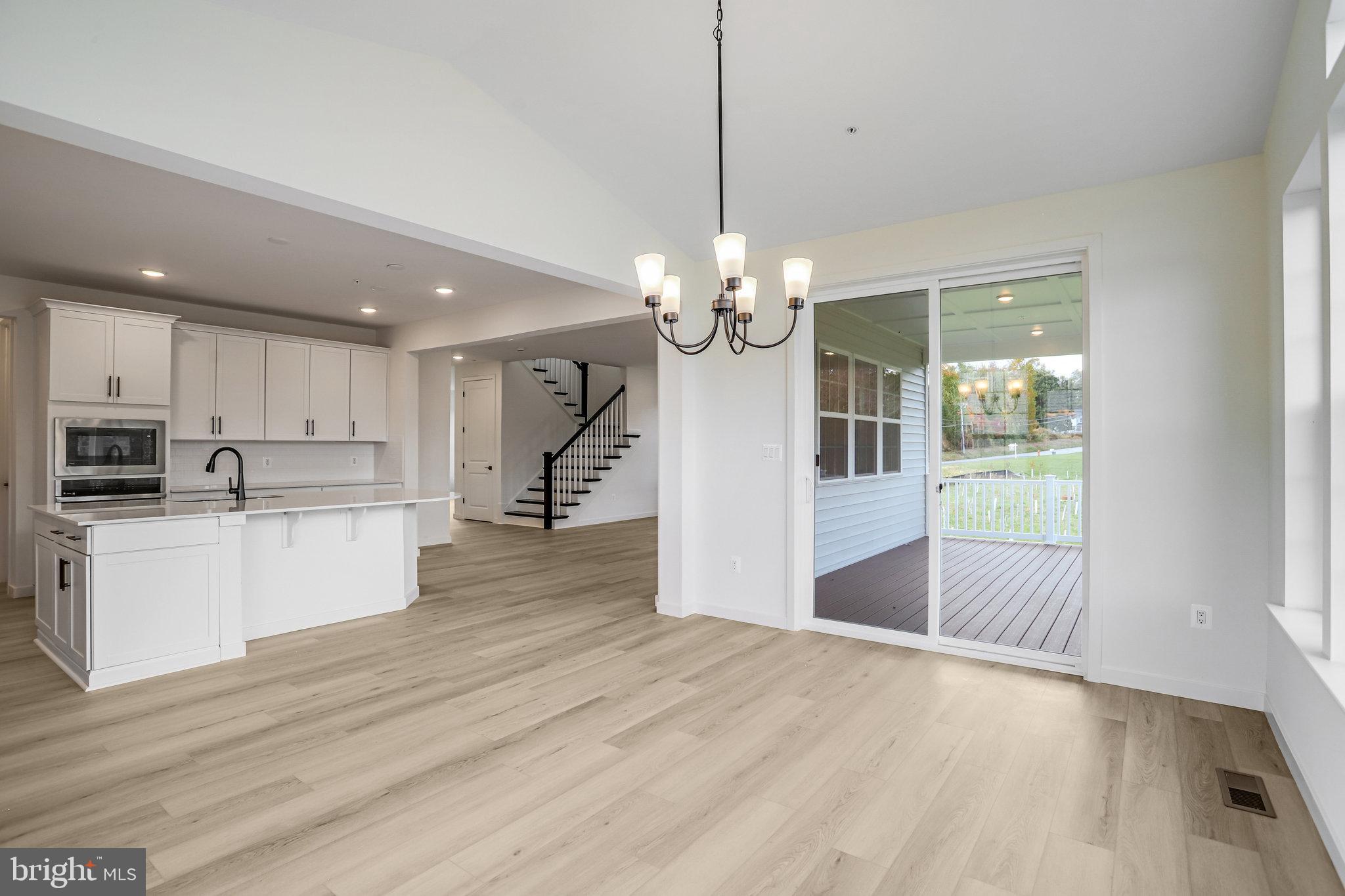 WORTHINGTON GROVE - Residential