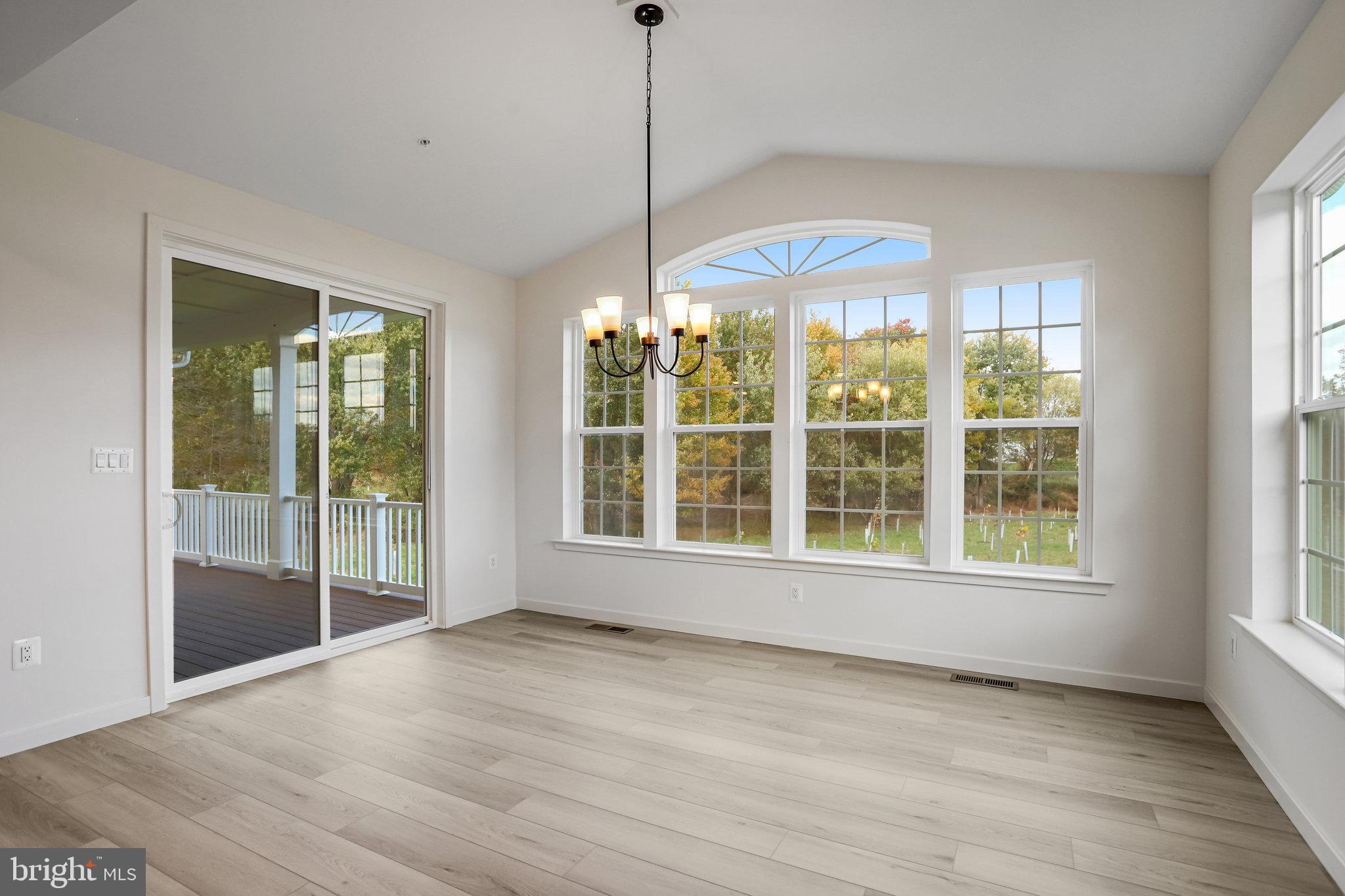 WORTHINGTON GROVE - Residential