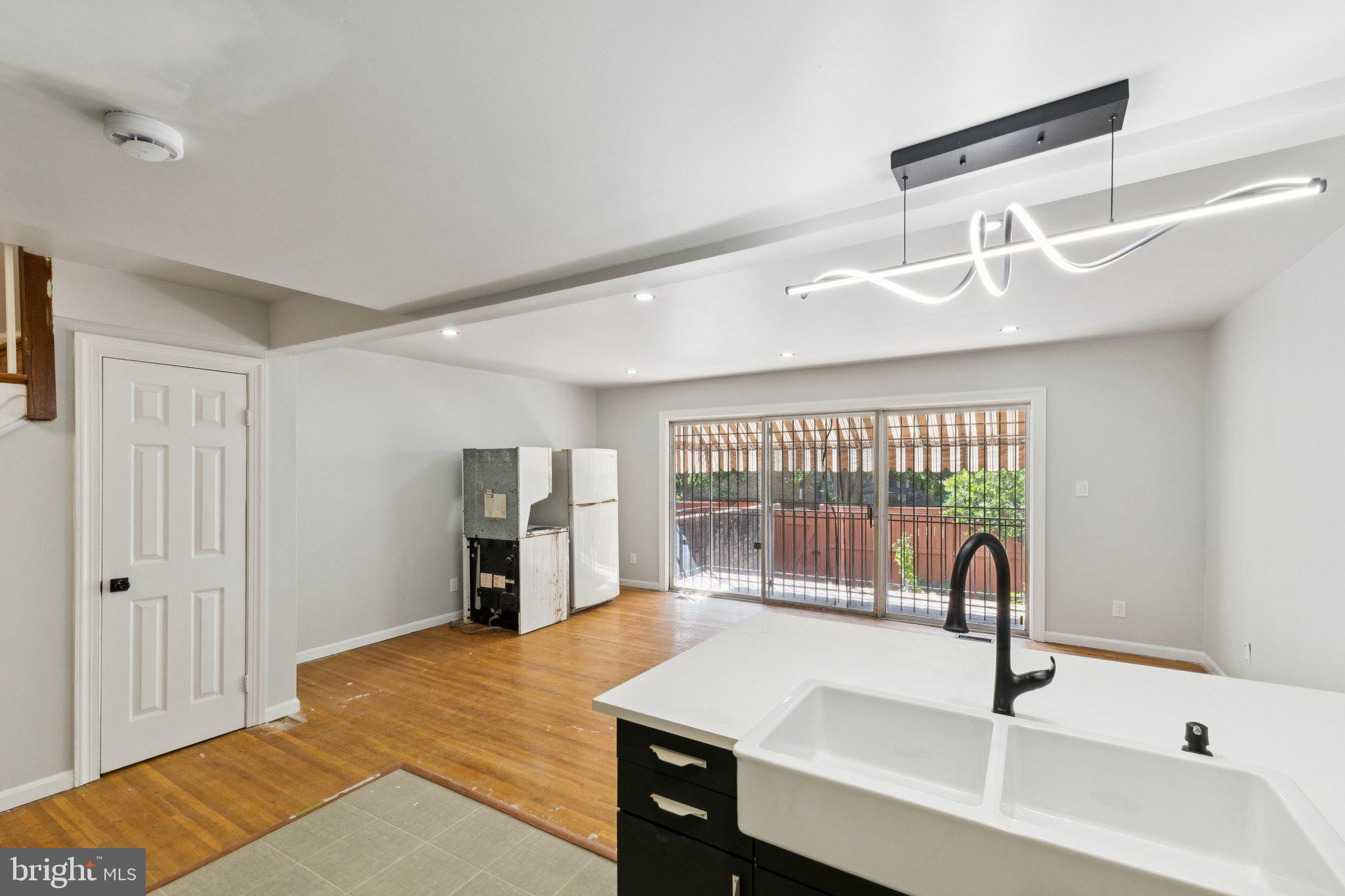 624 G STREET SW