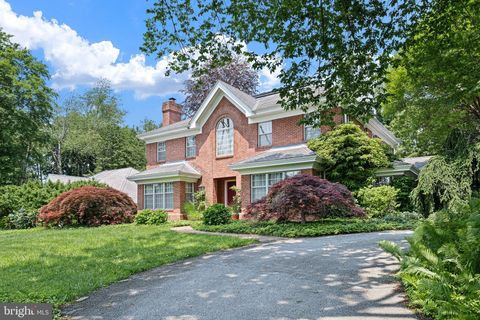 Homes For Sale - 2 Farron Drive<br/> CHADDS FORD, PA 19317