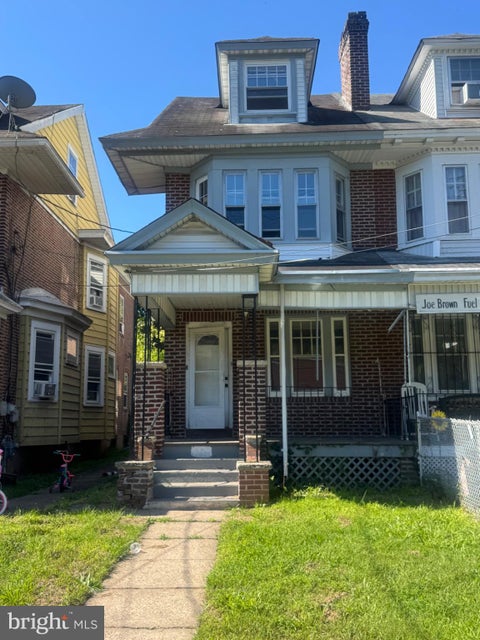 Townhouse For Sale - 1509 W State Street<br/> TRENTON, NJ 08618