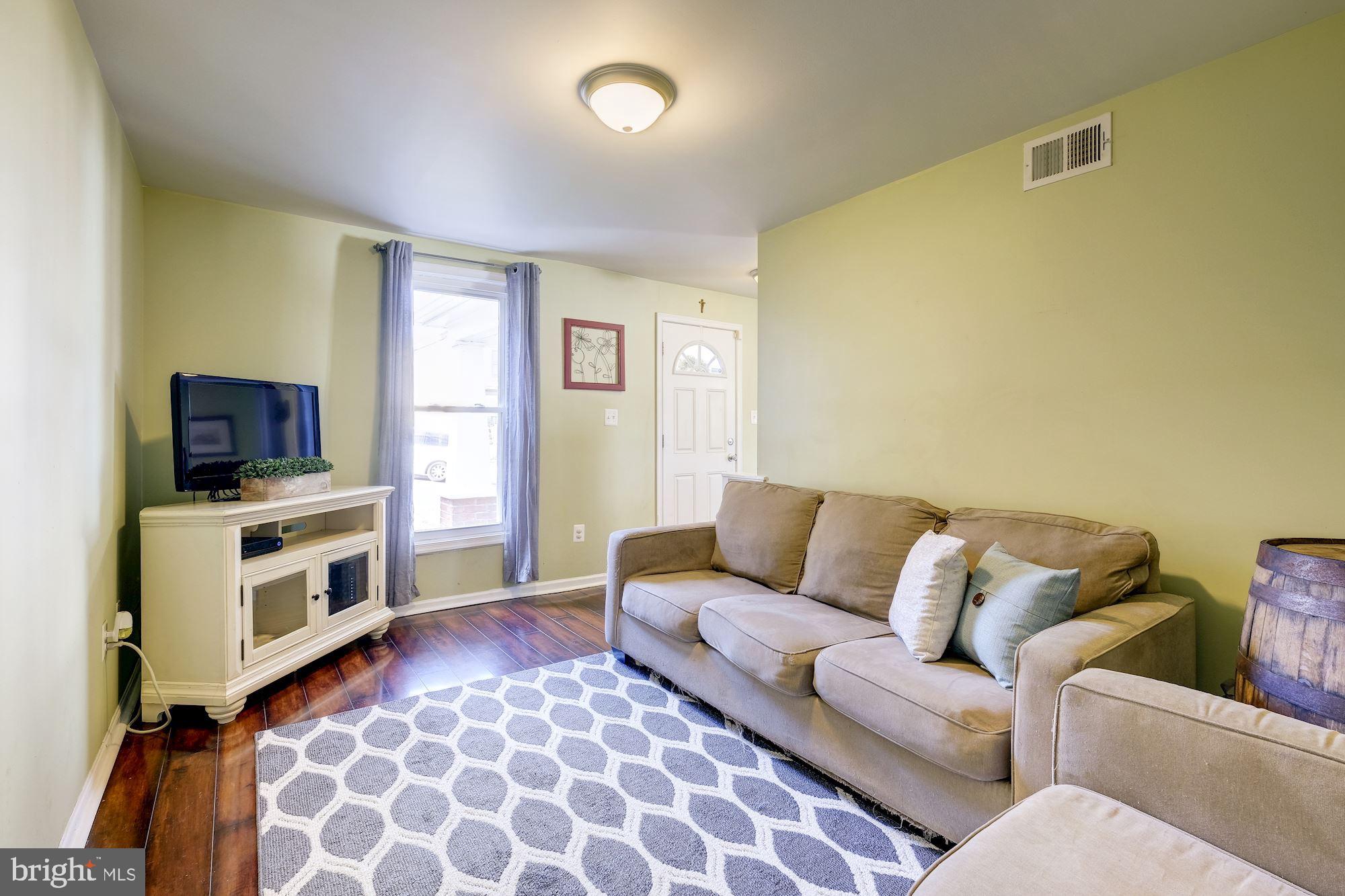 BRUNSWICK - Residential