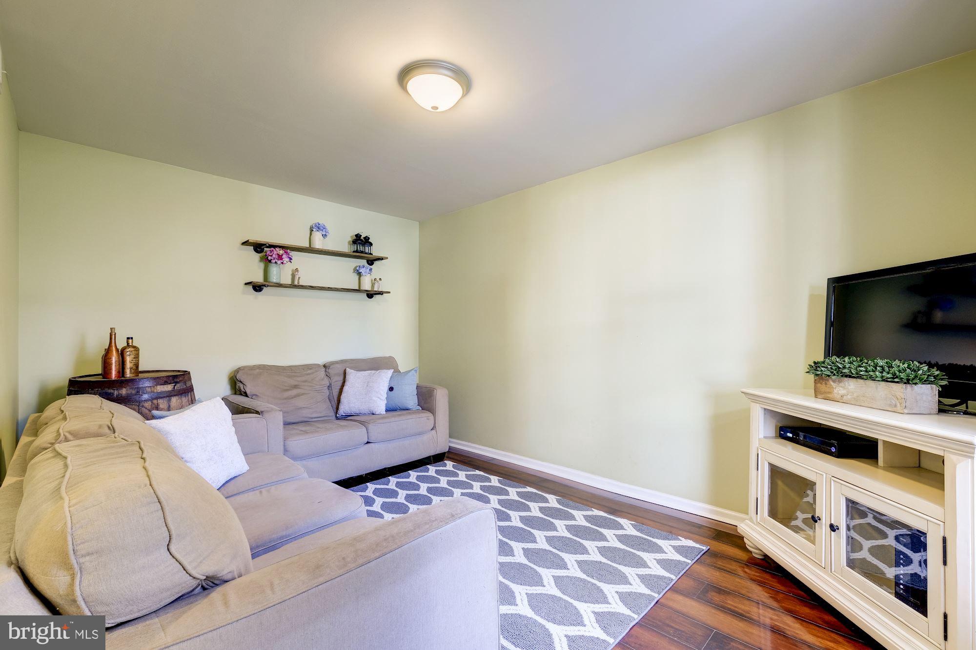 BRUNSWICK - Residential