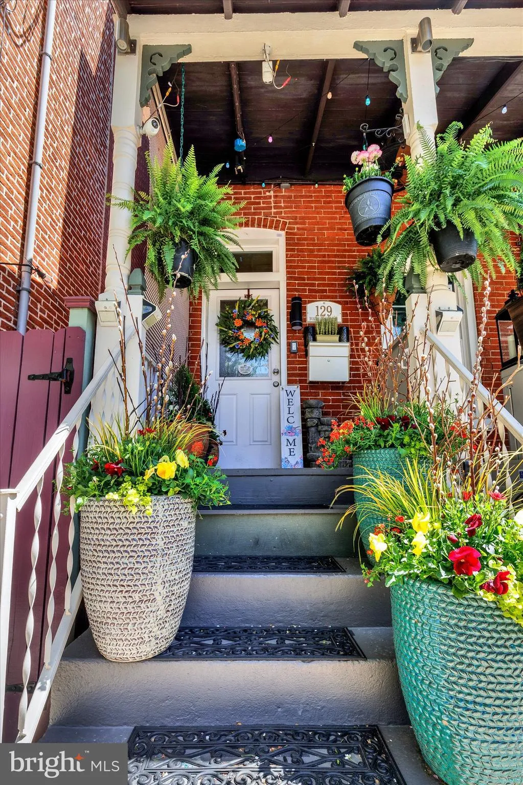 Lancaster, Pennsylvania 17602, United States, 4 Bedrooms Bedrooms, ,2 BathroomsBathrooms,Residential,Pending,139059