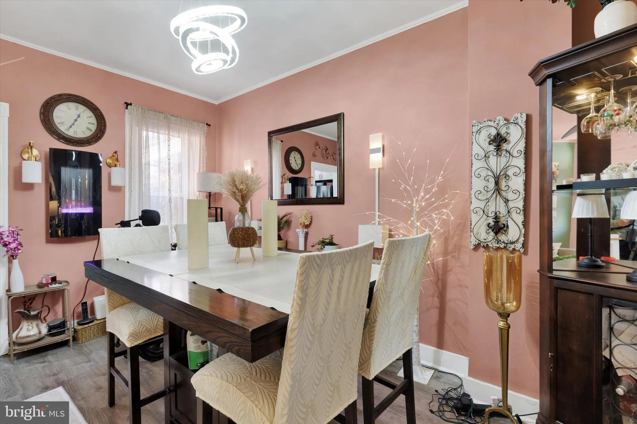 Lancaster, Pennsylvania 17602, United States, 4 Bedrooms Bedrooms, ,2 BathroomsBathrooms,Residential,Pending,139059