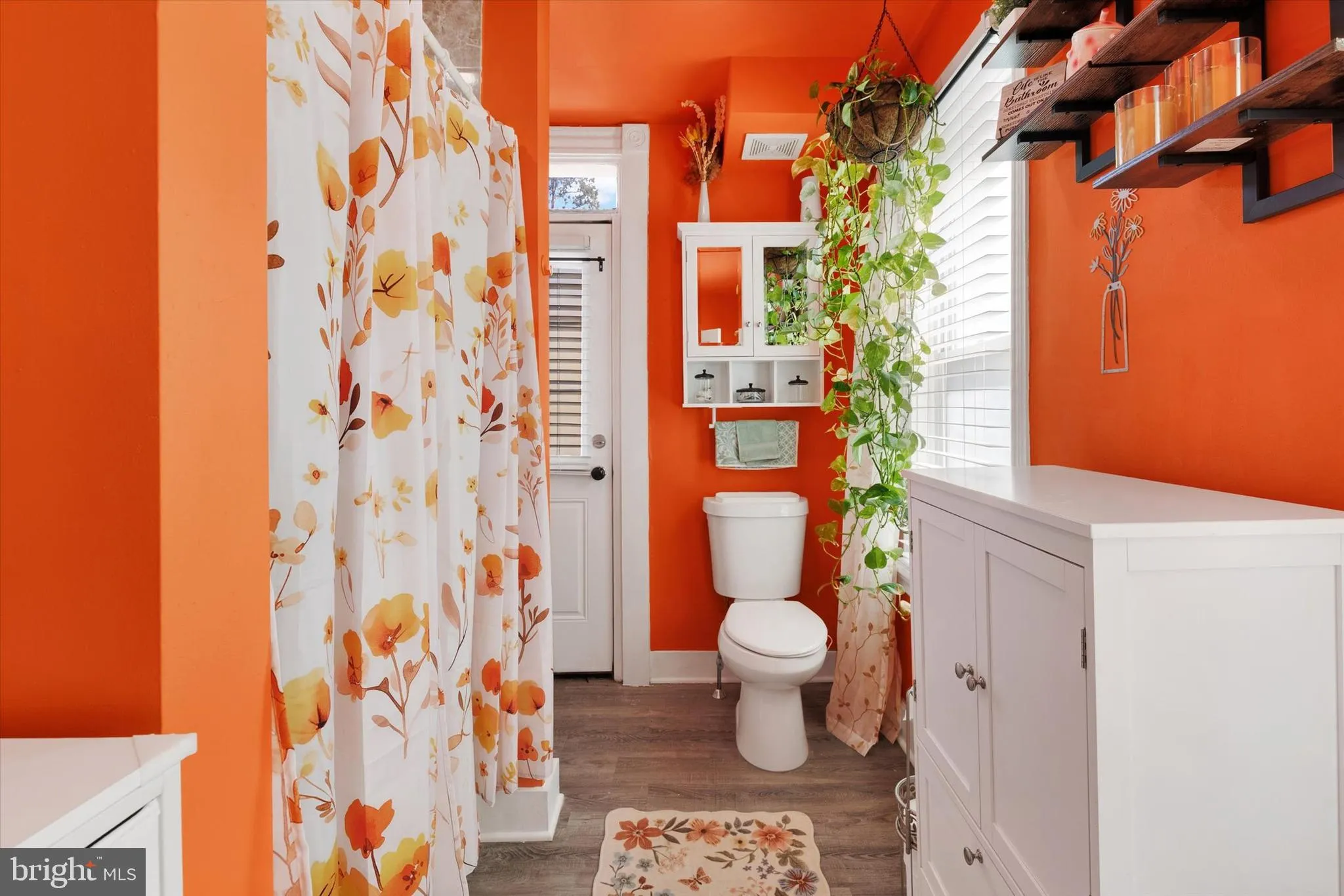 Lancaster, Pennsylvania 17602, United States, 4 Bedrooms Bedrooms, ,2 BathroomsBathrooms,Residential,Pending,139059