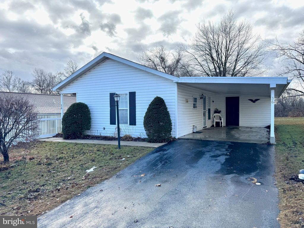 Photo of 36 Westview Terrace, WOMELSDORF, PA 19567 (MLS # PABK2066578)