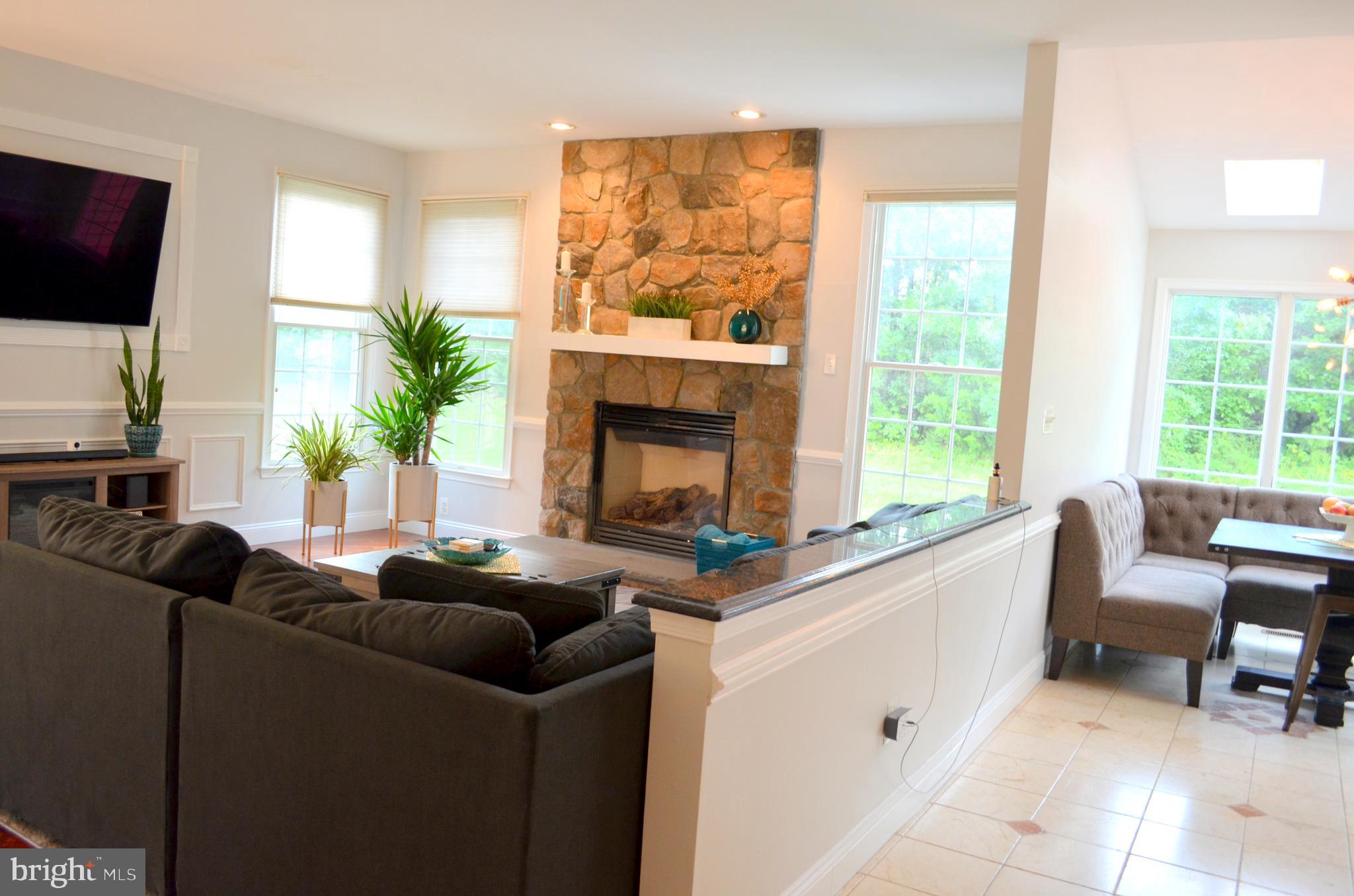 BELMONT COUNTRY CLUB - Residential