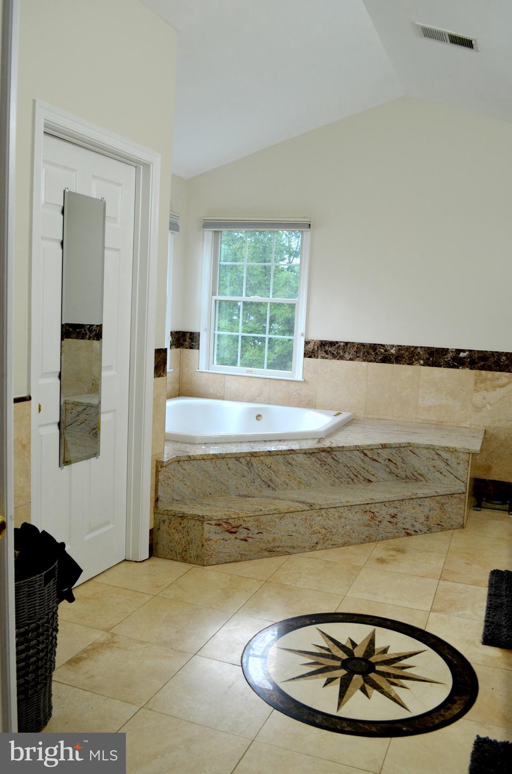 BELMONT COUNTRY CLUB - Residential