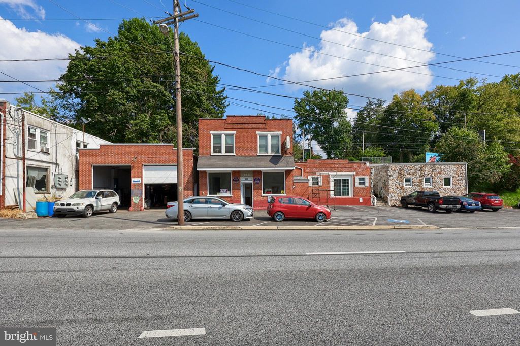 Photo of 857 S Prince Street, LANCASTER, PA 17603 (MLS # PALA2062662)