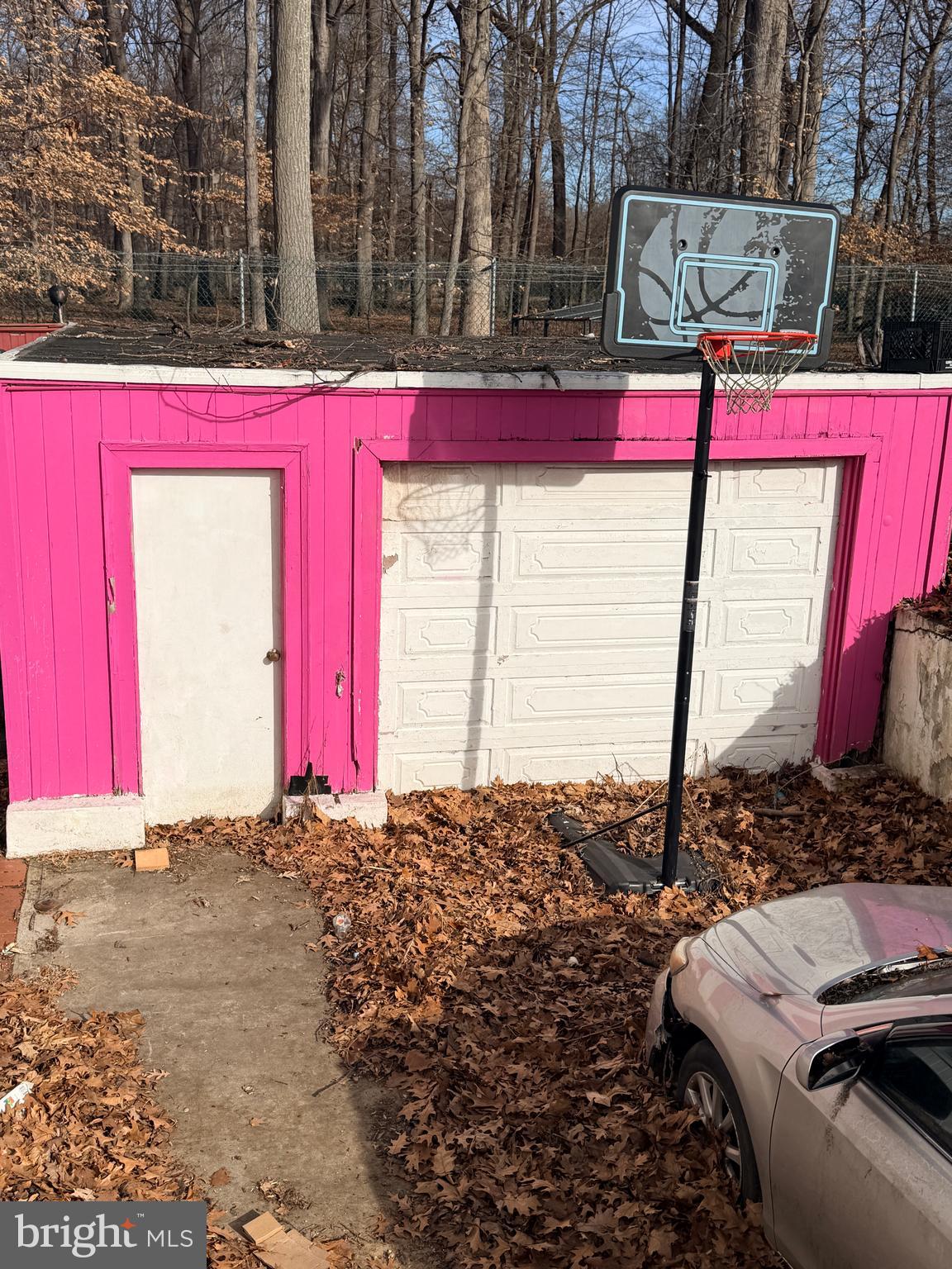 1498 STUYVESANT AVENUE