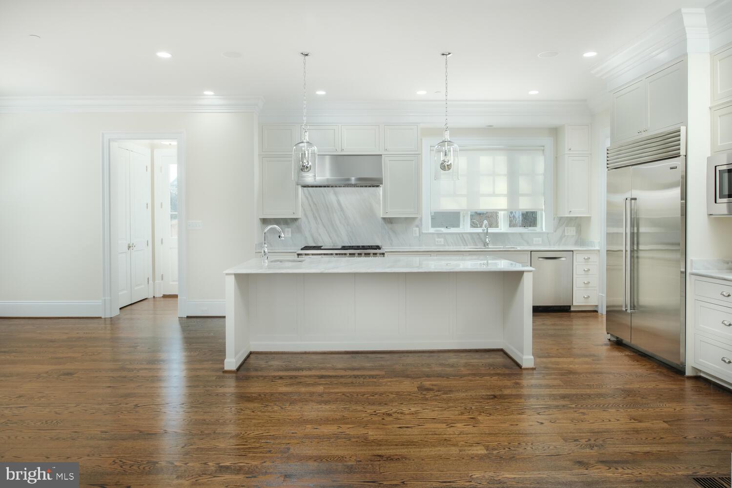 ROLLINGWOOD - Residential