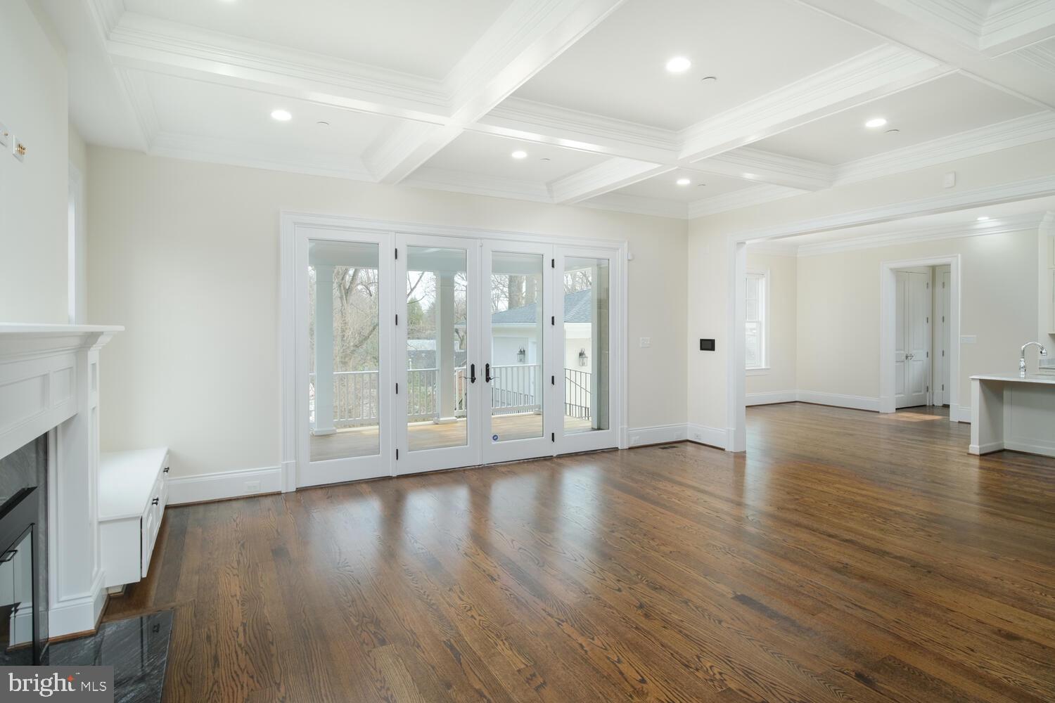 ROLLINGWOOD - Residential