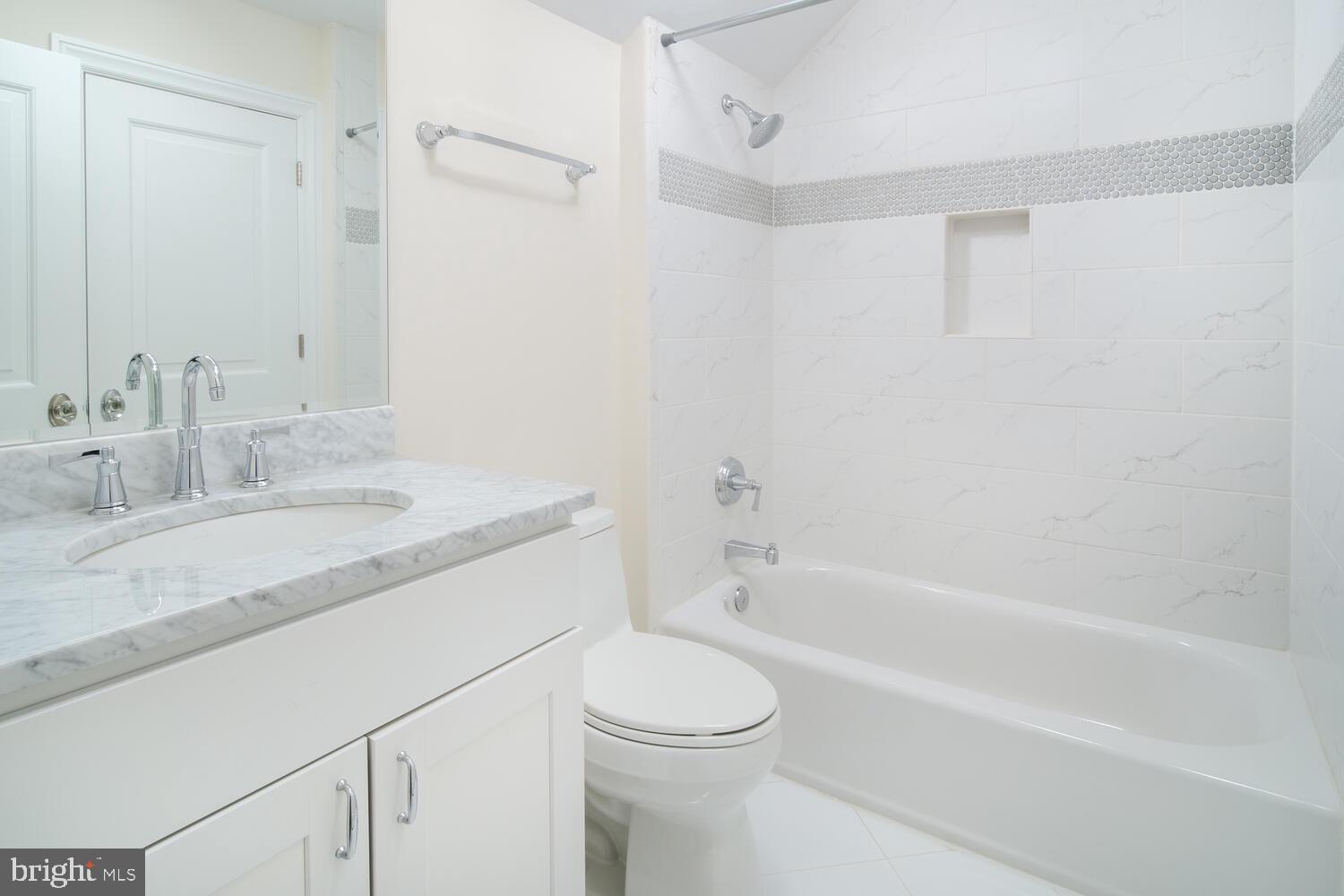 ROLLINGWOOD - Residential