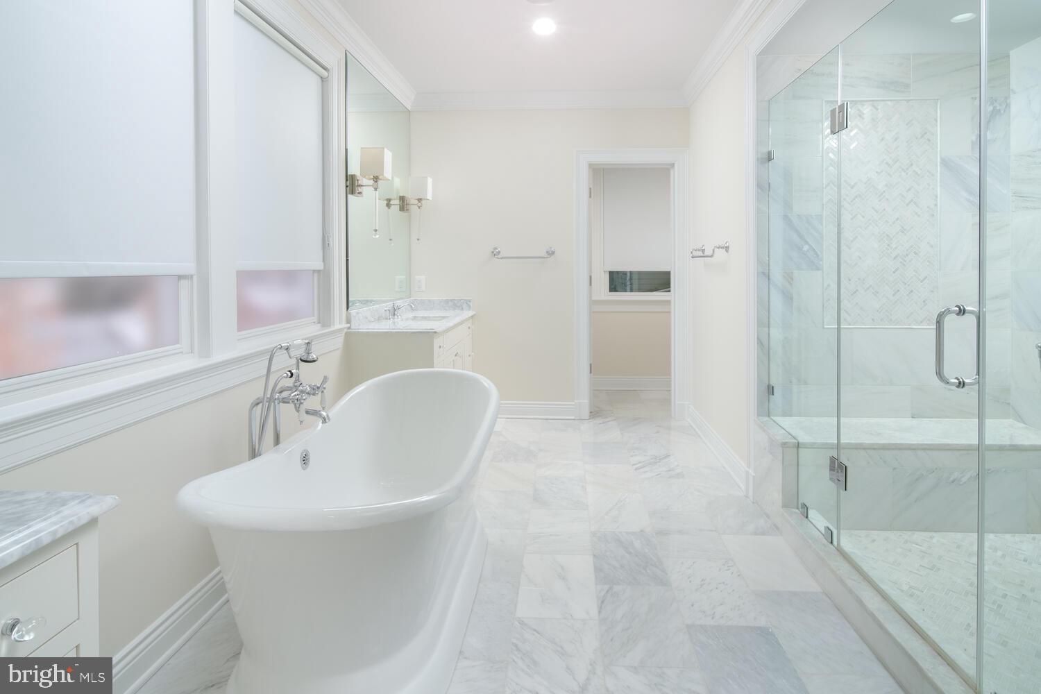 ROLLINGWOOD - Residential