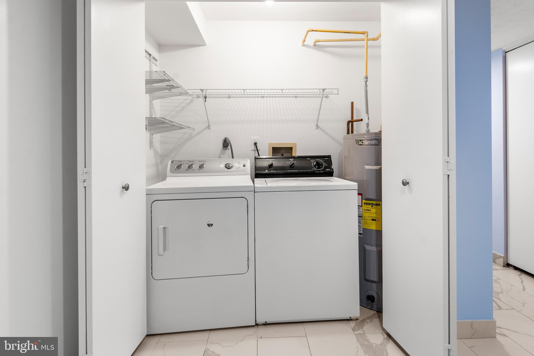 GLEN COURT - Residential