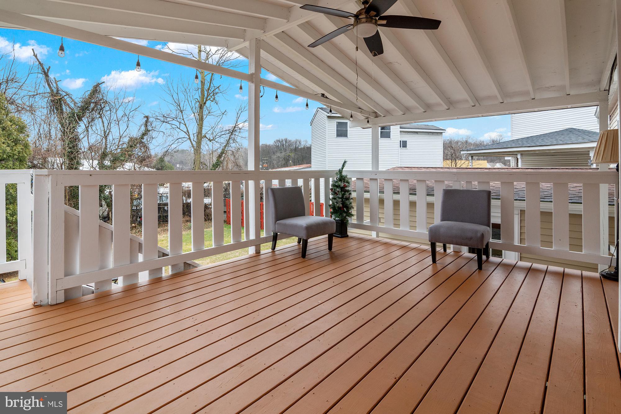 GLEN COURT - Residential