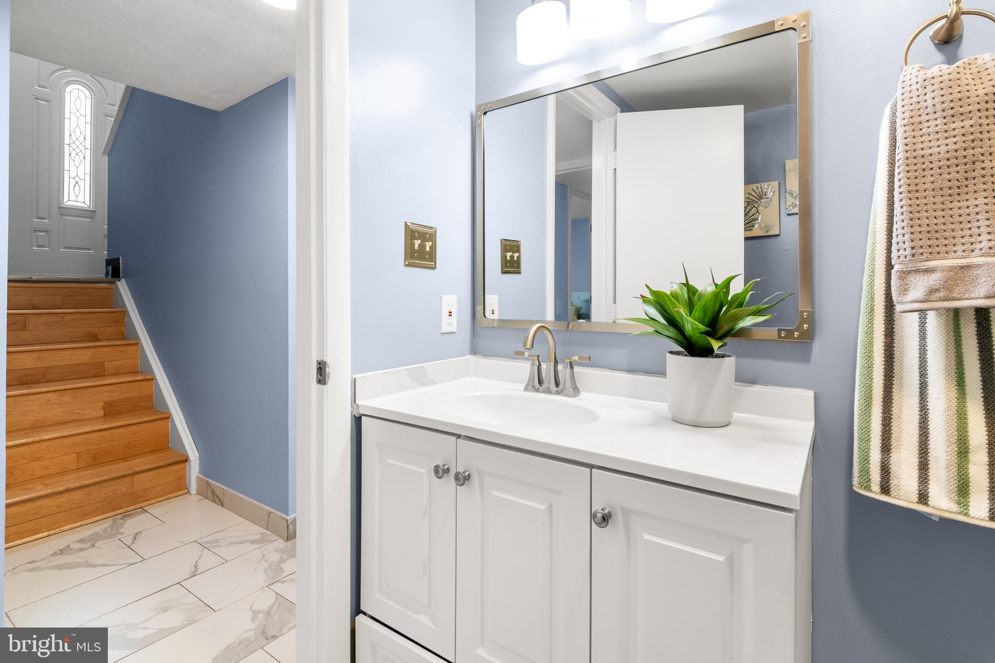 GLEN COURT - Residential