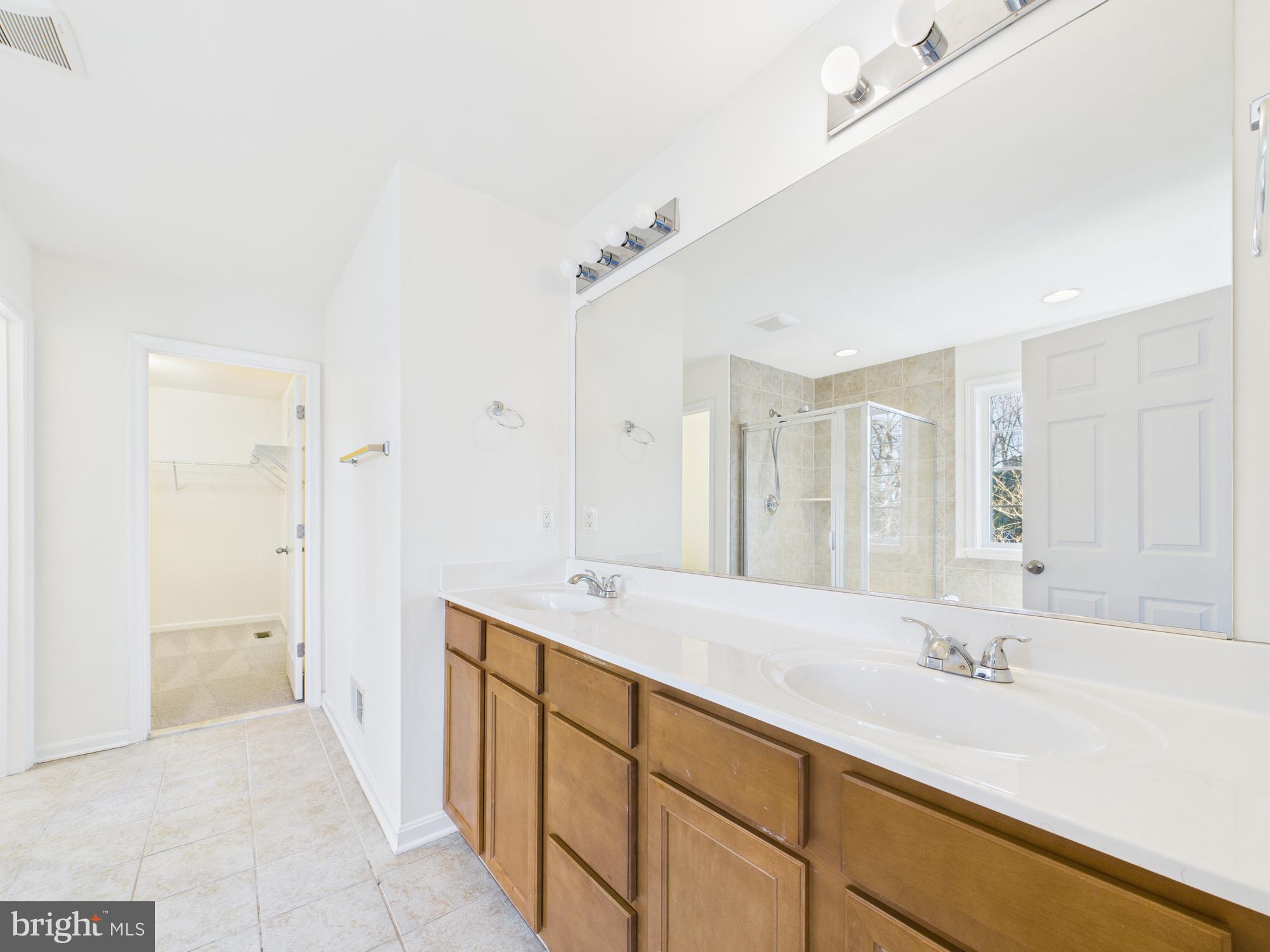 FOREST EDGE - Residential