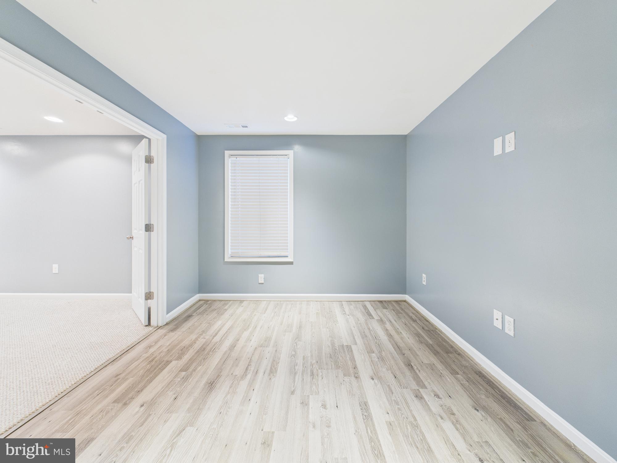 FOREST EDGE - Residential