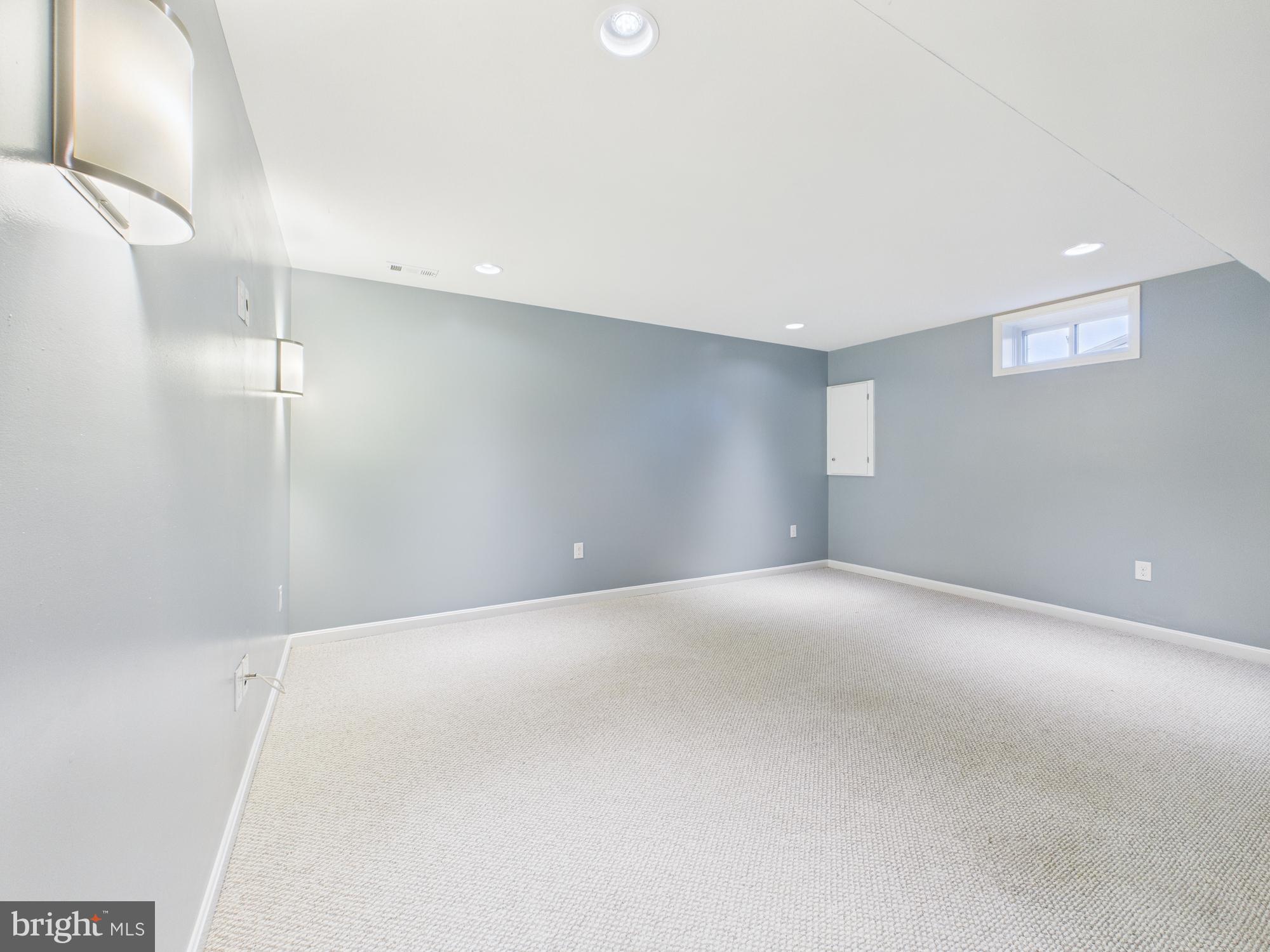 FOREST EDGE - Residential