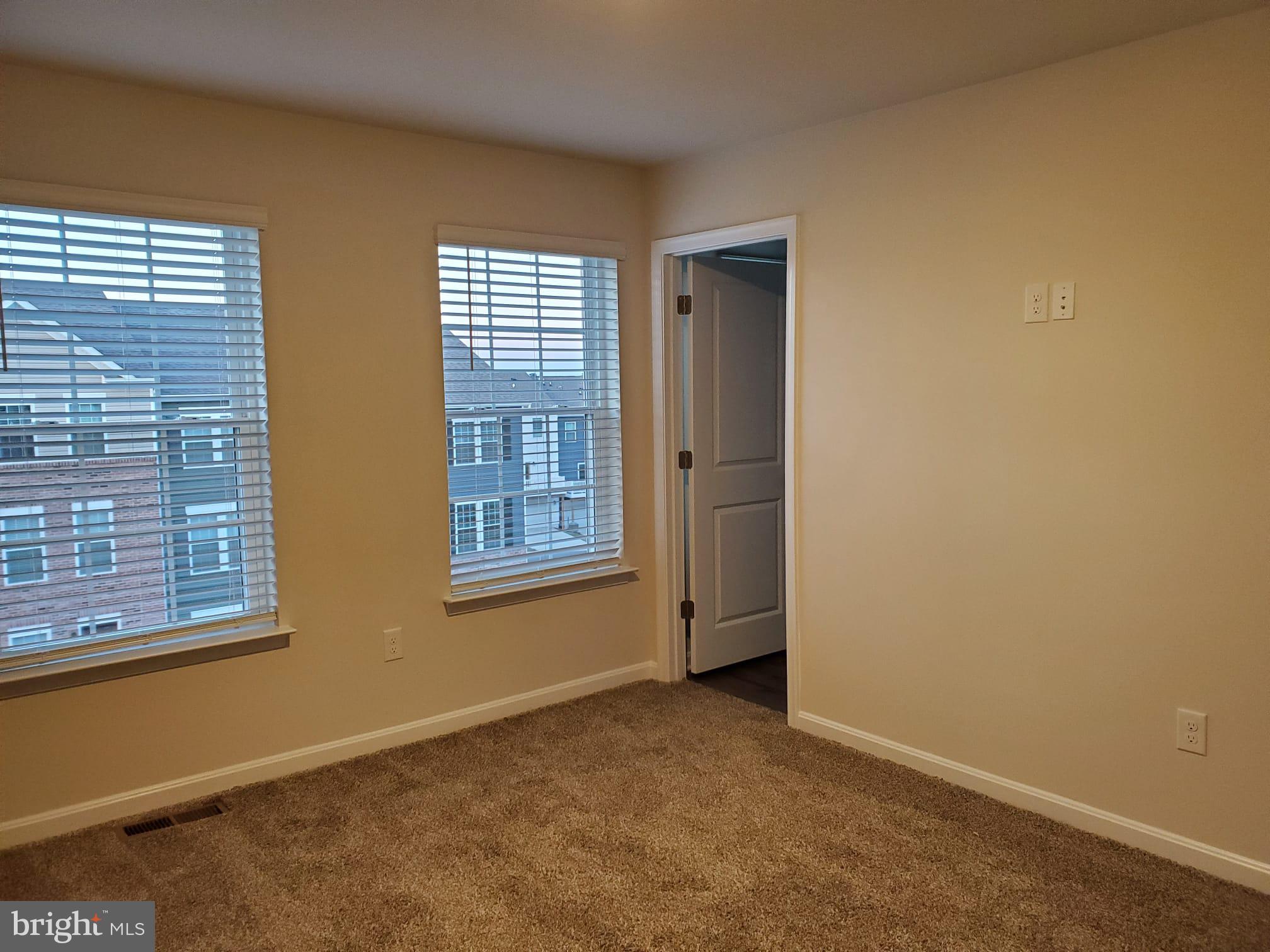 TUSCARORA CREEK - Residential Lease