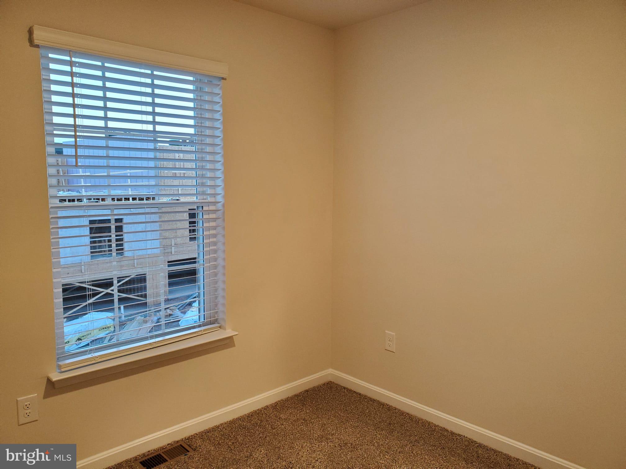 TUSCARORA CREEK - Residential Lease