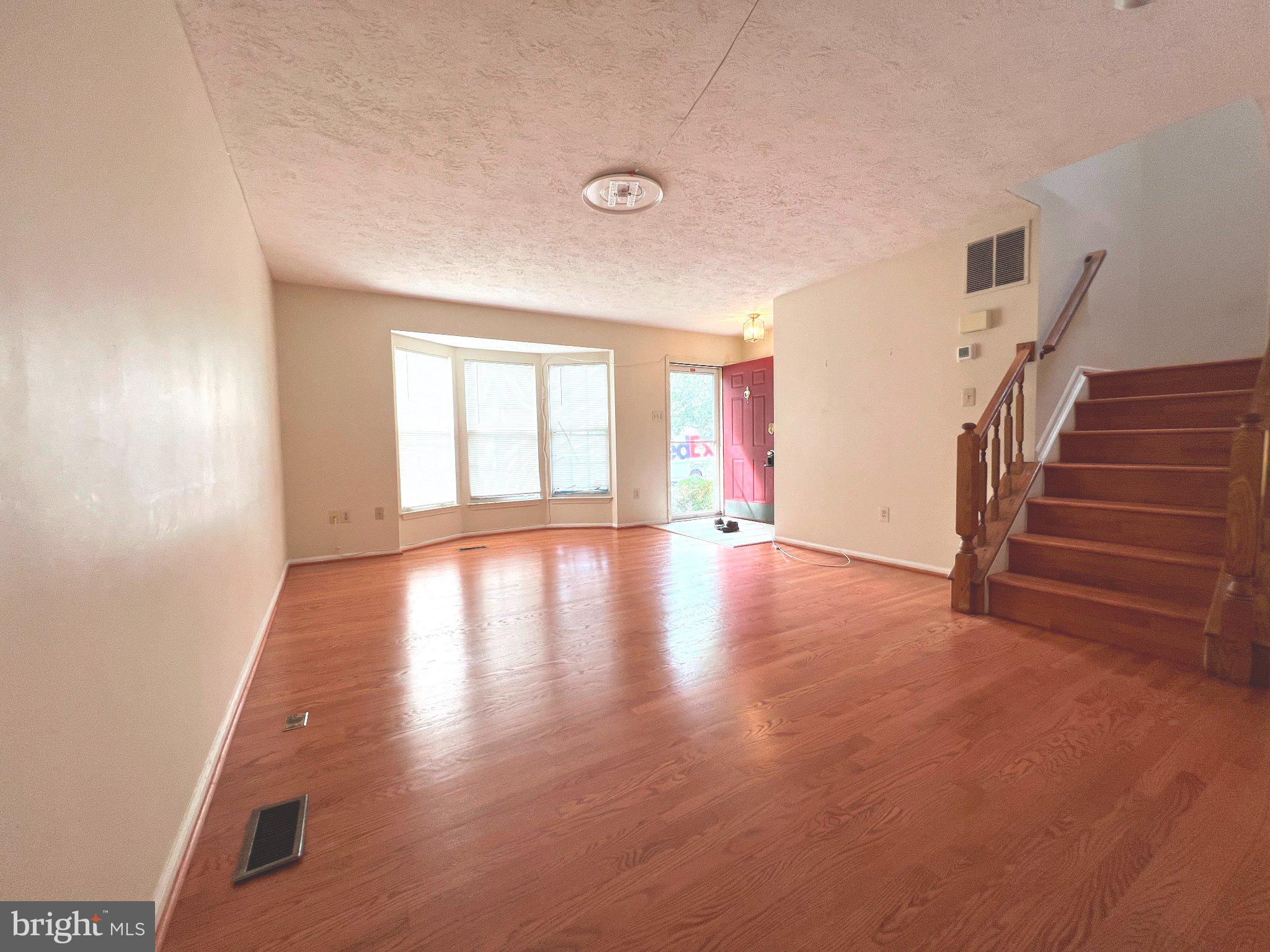8531 BLACK STAR CIRCLE