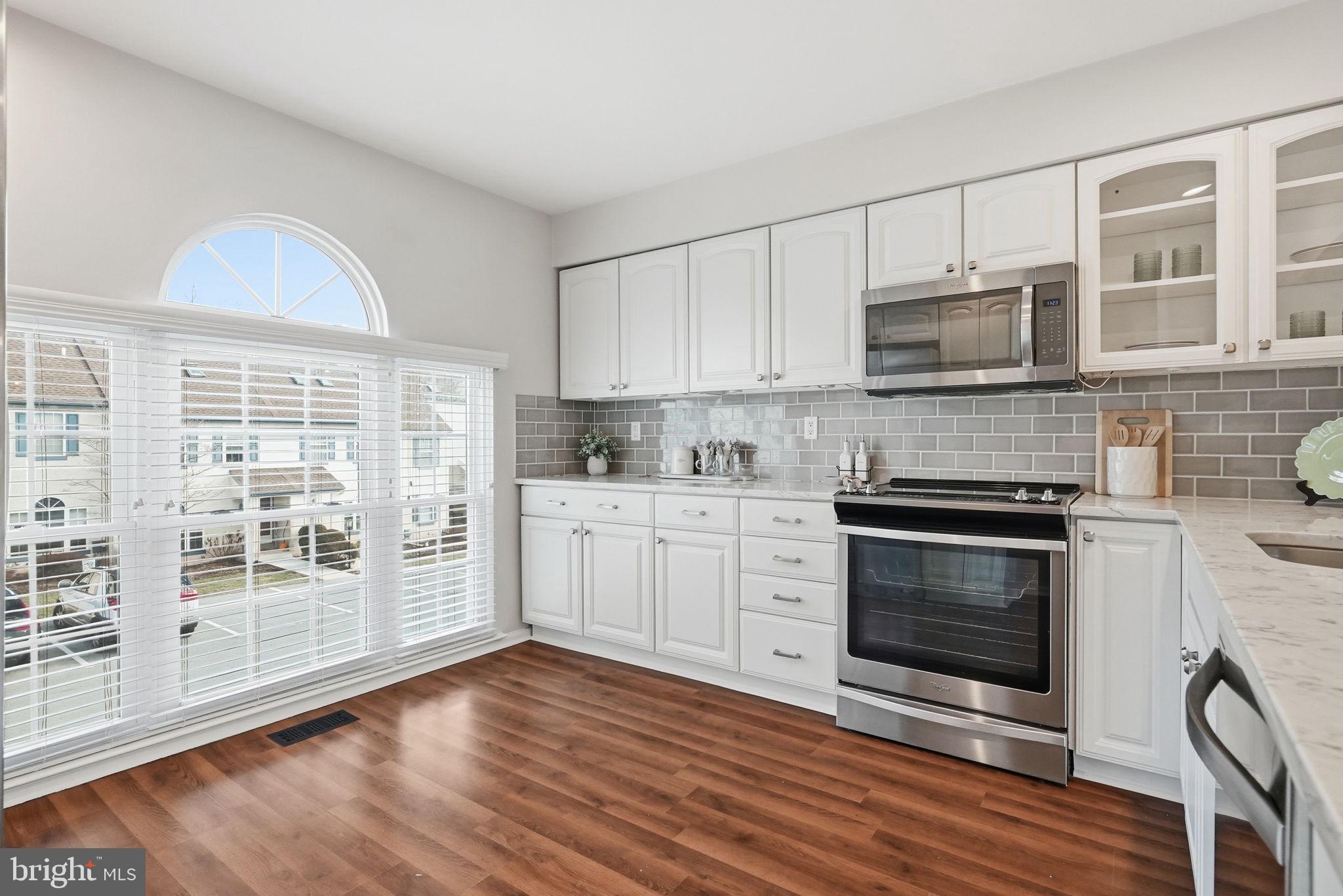 WILLISTOWN WOODS - Residential