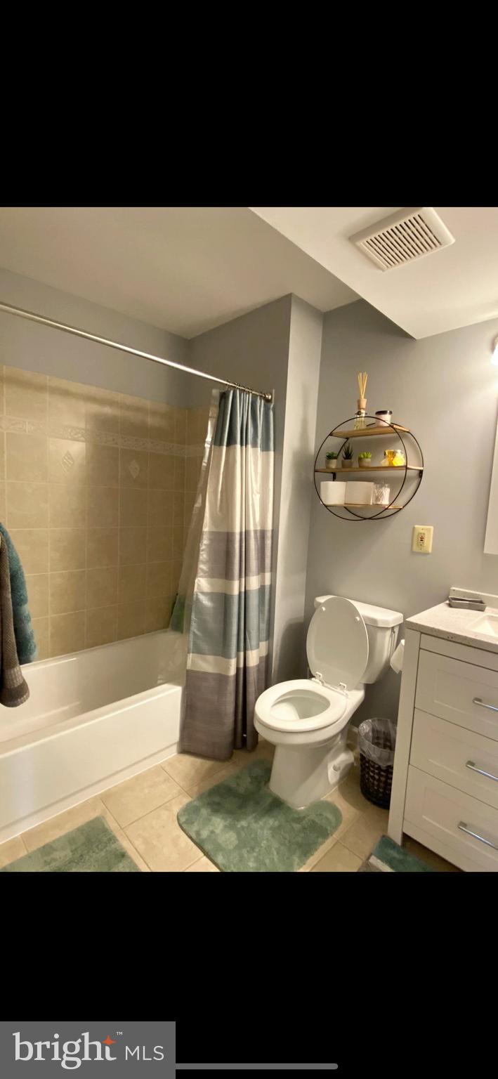 STRATFORD - Residential