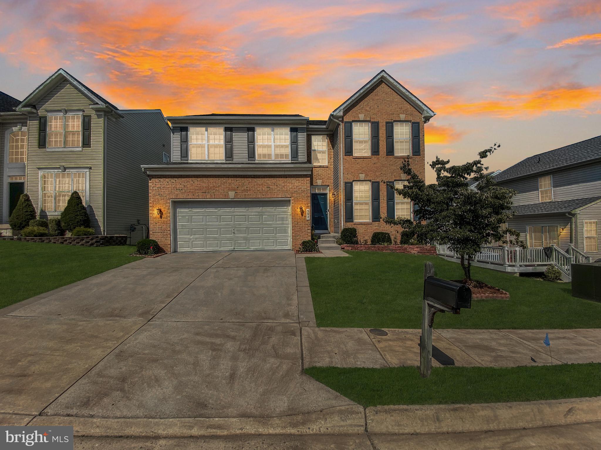 STRATFORD - Residential