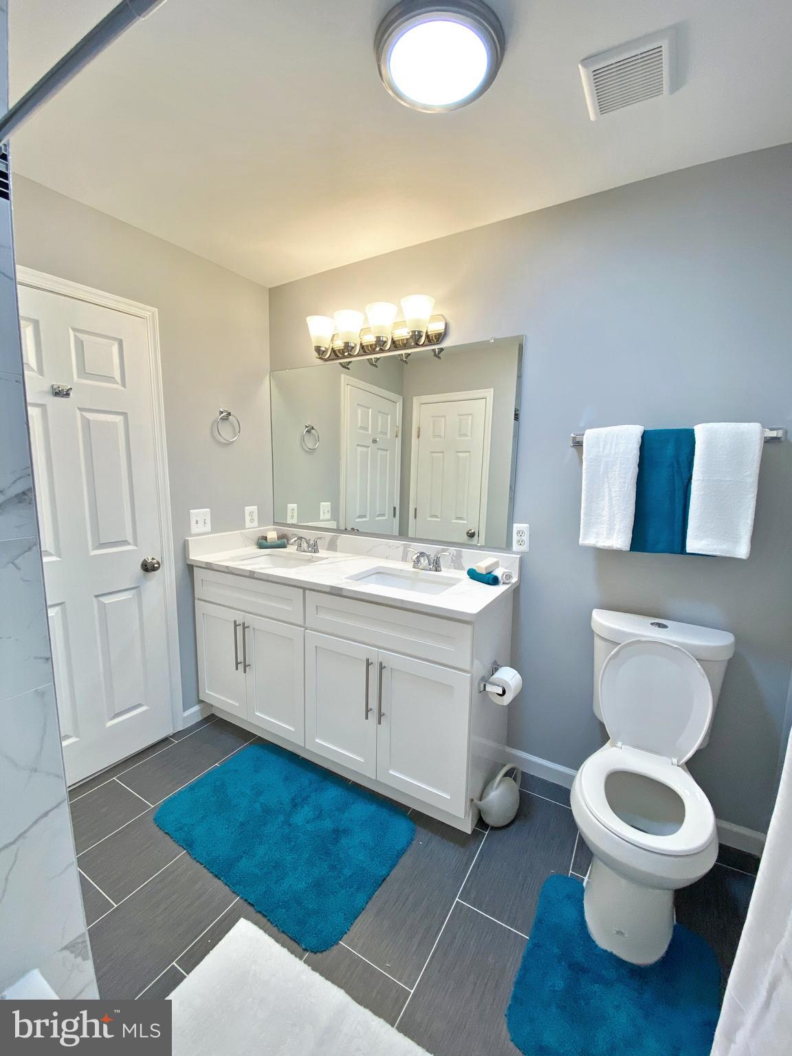 STRATFORD - Residential