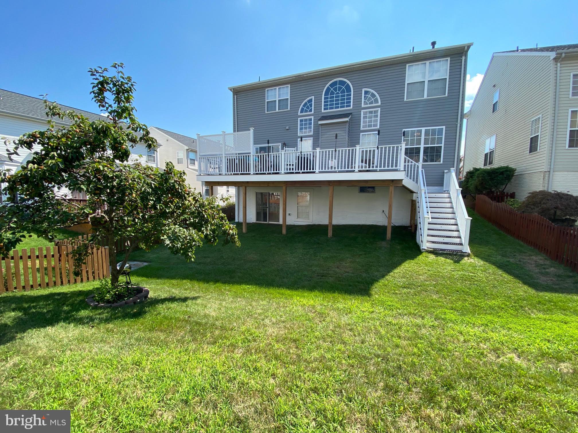 STRATFORD - Residential