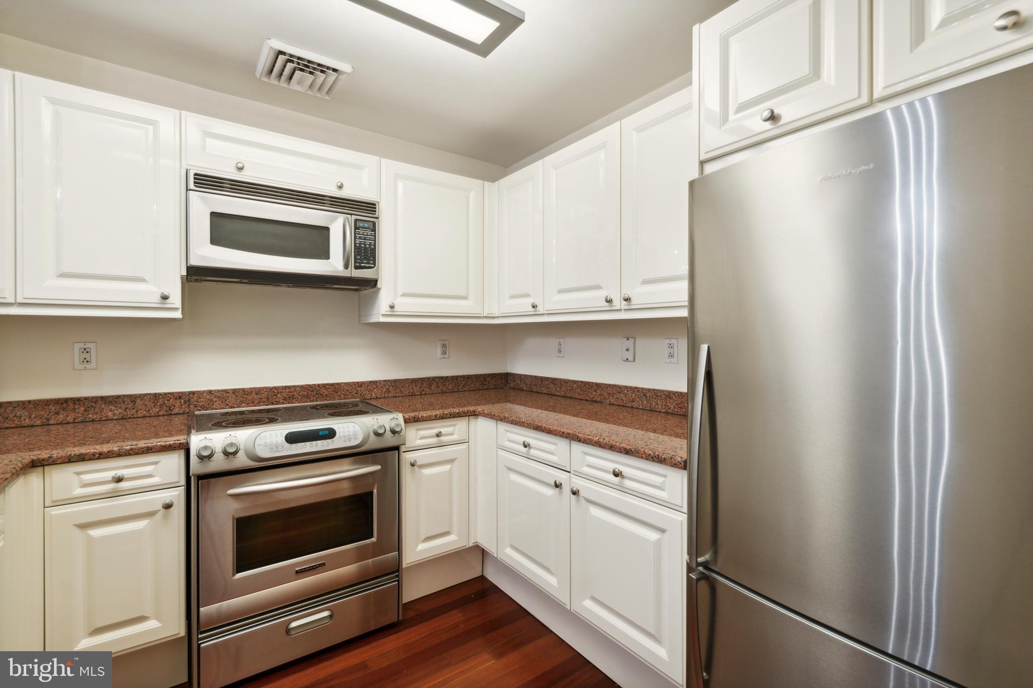 RITTENHOUSE SQUARE - Residential Lease
