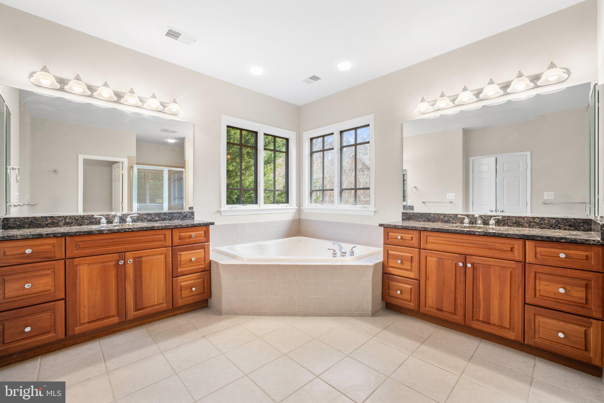 LOCUST RIDGE - Residential