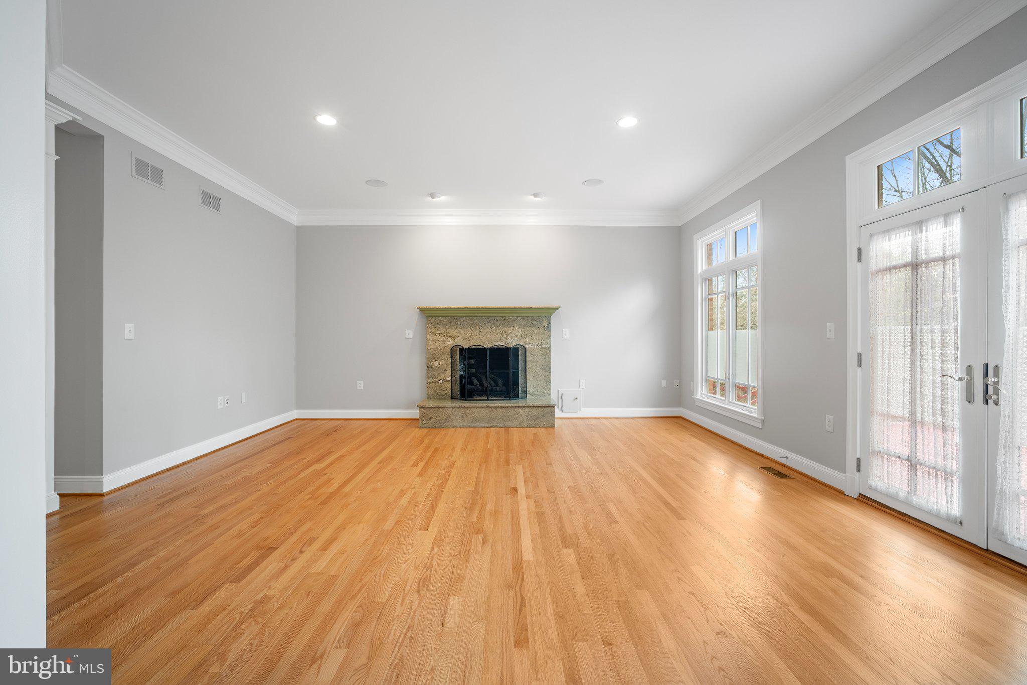 LOCUST RIDGE - Residential