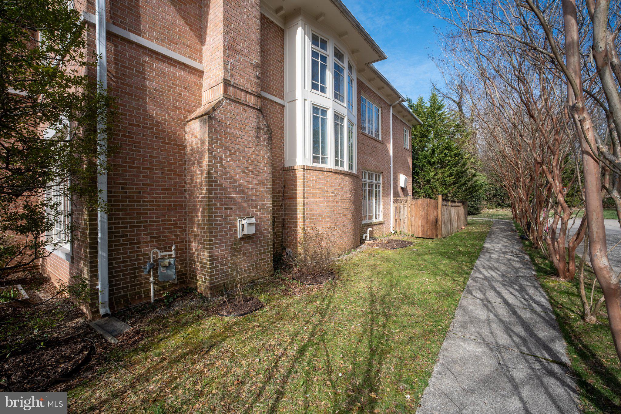 LOCUST RIDGE - Residential