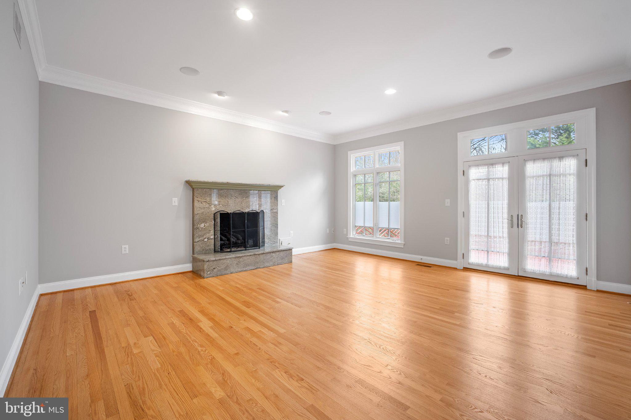 LOCUST RIDGE - Residential