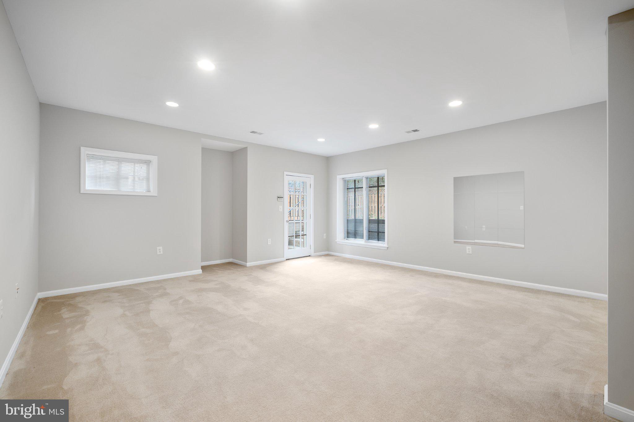 LOCUST RIDGE - Residential